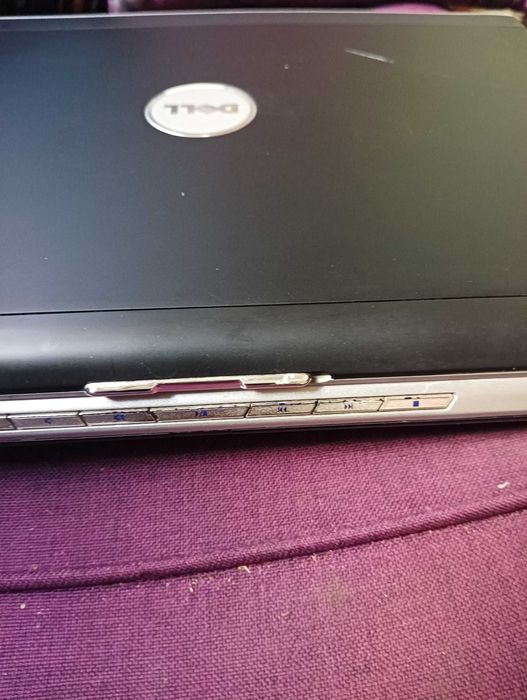 Лаптоп Dell Inspiron 1520