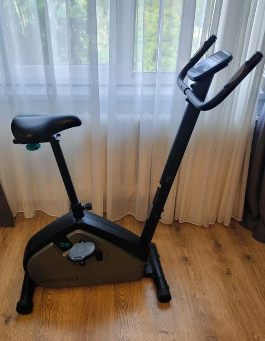 Bicicleta nouă fitness essential domyos 06 110 kg