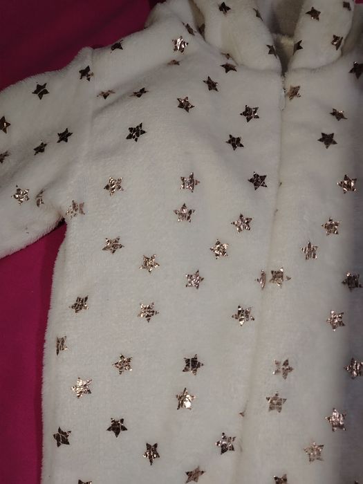 Продам комбинезоны для двойняшек