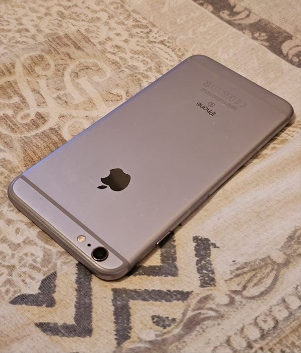 Iphone 6S Plus - 32 GB - Silver !