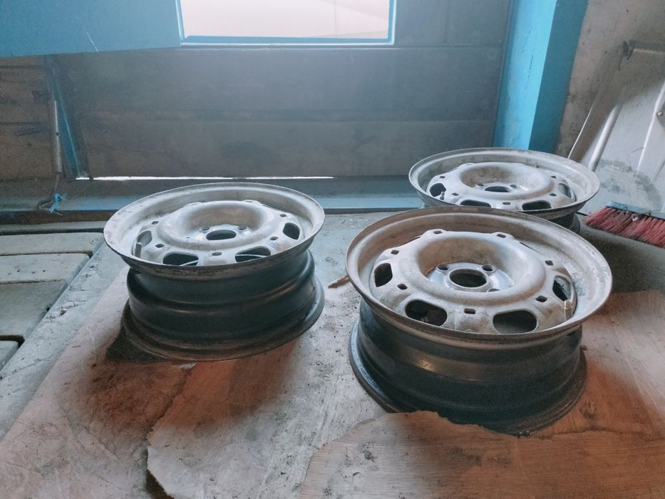 Диски в отличном состоянии