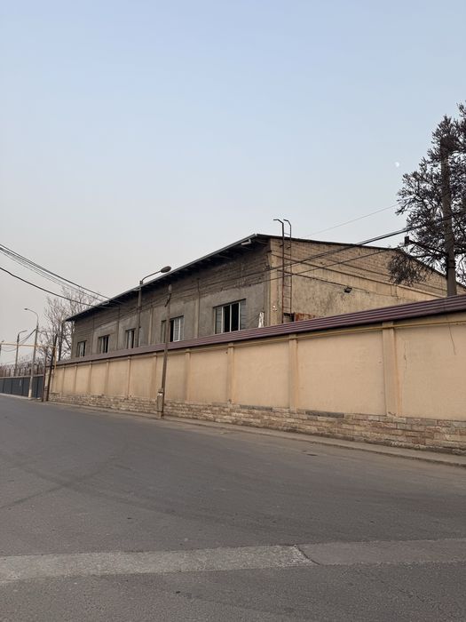 Продается завод большой Мирабадский район срочно свободное назначение