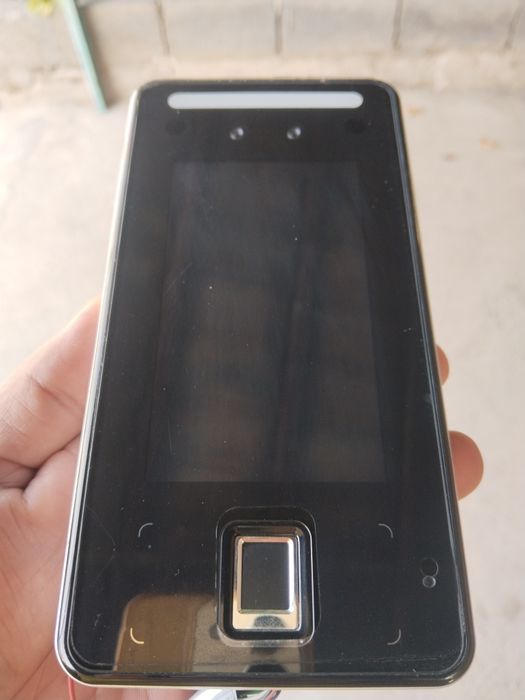 Срочно сотилади холати чоткий игламаган