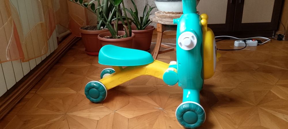 Беговел - каталка озвученный.