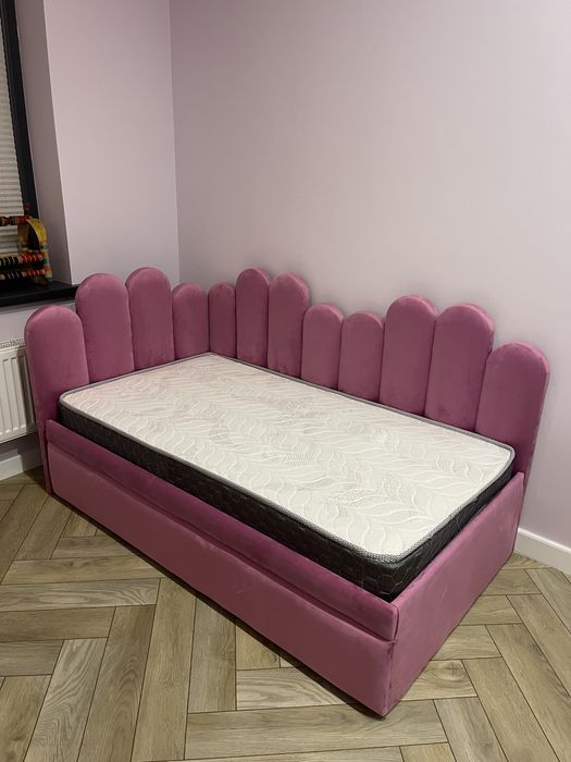 Детская мягкая кровать «Печеньки» с дополнительным спальным местом