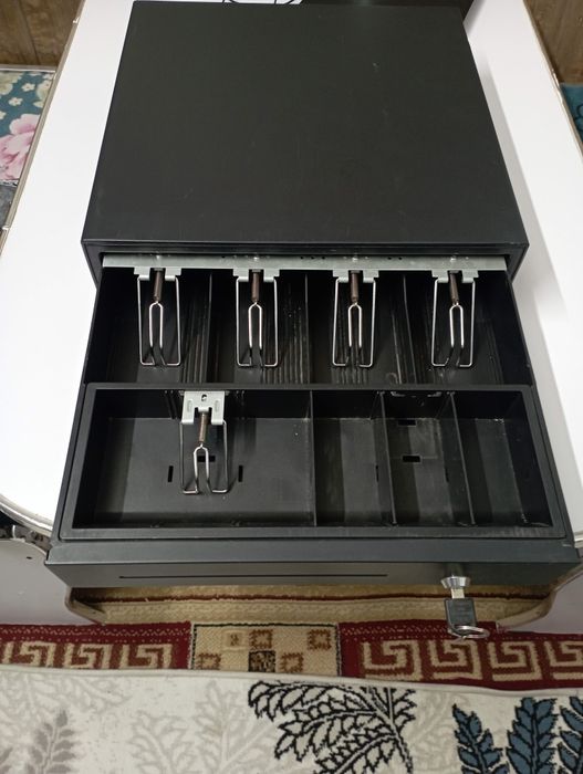 Ящик для денег (касса)