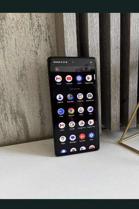 Vând google pixel 6 a