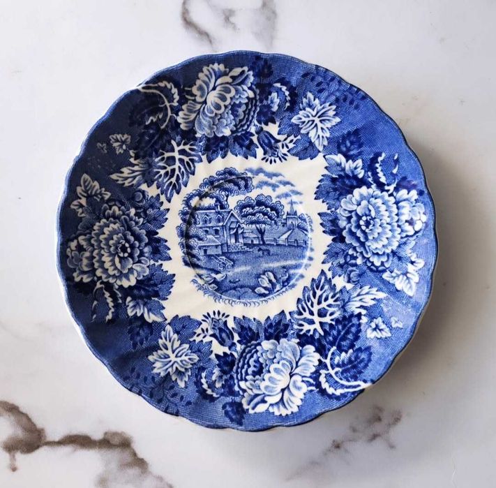 Английски сервиз за чай