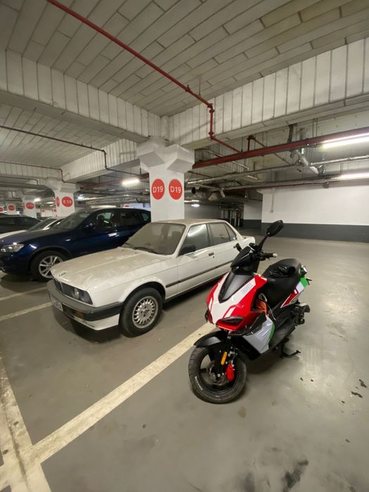 Vând scuter fără permis ca nou 50cc 2026