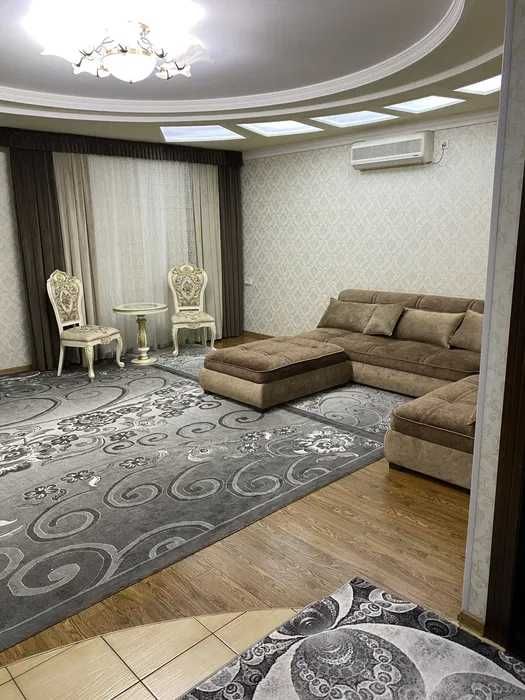 Ц-1 Экопарк сдается уютная квартира двушка возле парка ! Экопарк !