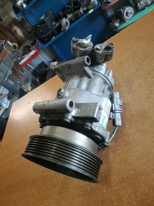 Compresor aer condiționat Renault Clio 3 Twingo 1.2 Benzina