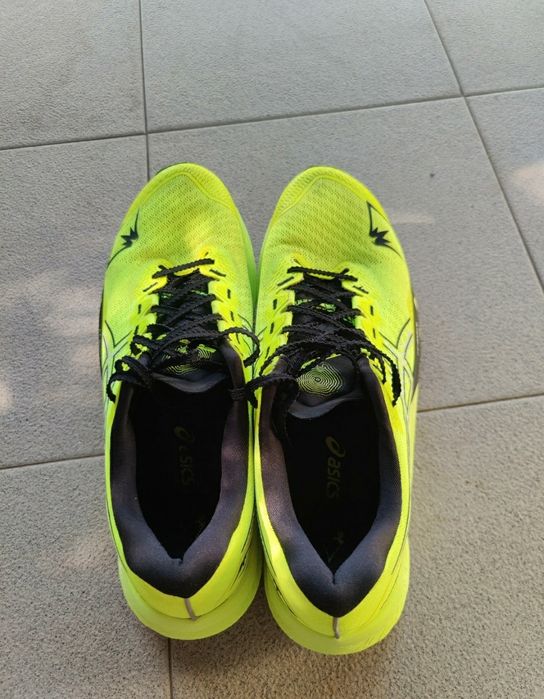Vând asics fujispeed 3