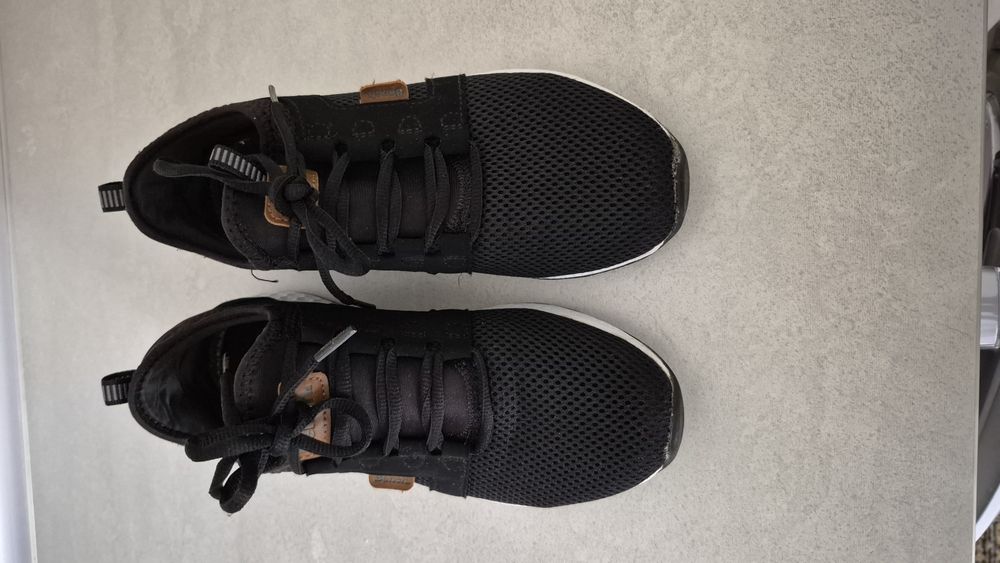 Спорти маратонки марката Bench