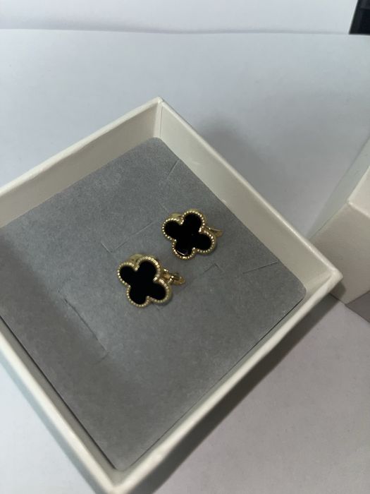 Серьги золотые 95тыс.