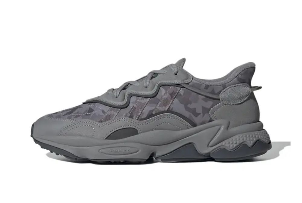 Adidas ozweego 41 1/3 (41)  originali noi