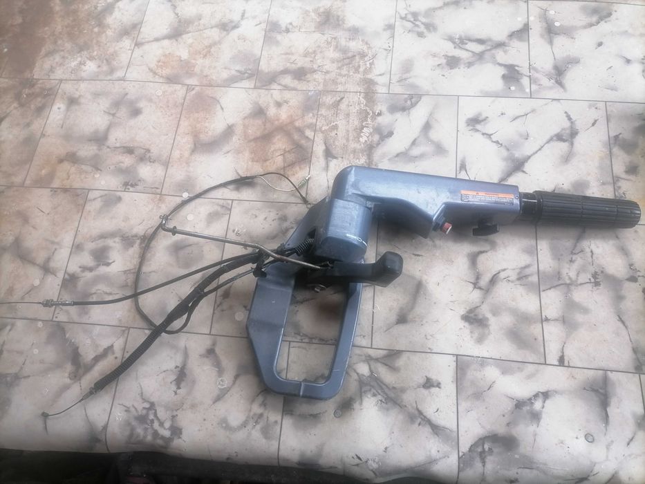 Продавам румпел за извънбордов двигател