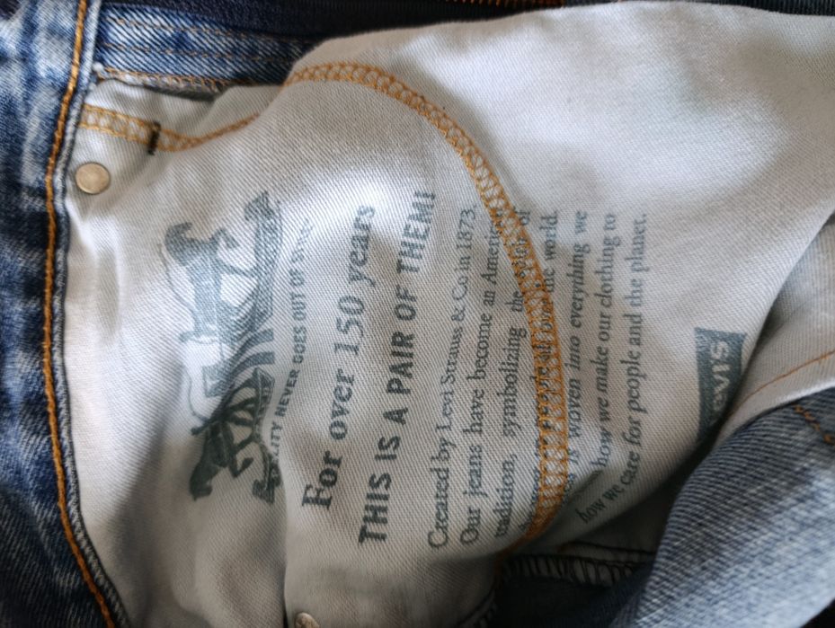 Джинсы levis 505