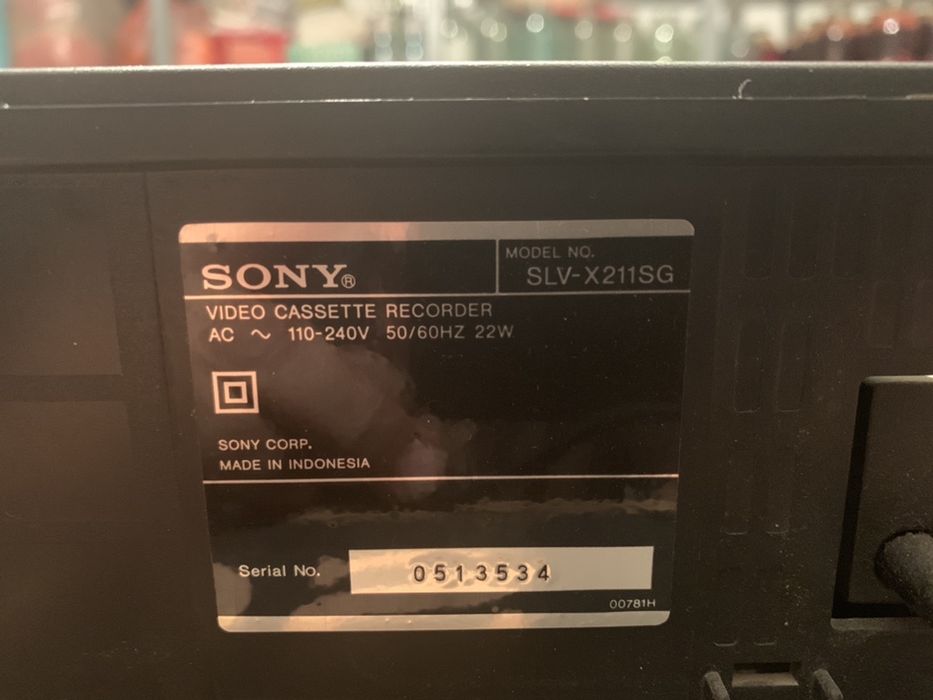 Видеомагнитофон в новом состояния