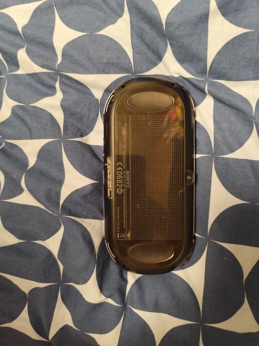 PS VITA modat 7.6gb stocare