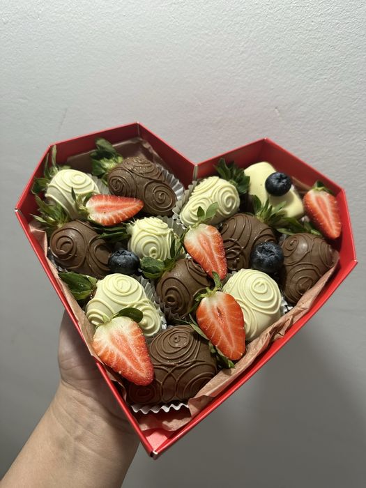 На заказ клубника в шоколаде