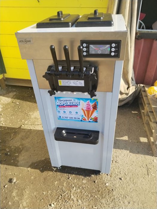 Аппарат для мороженого новый