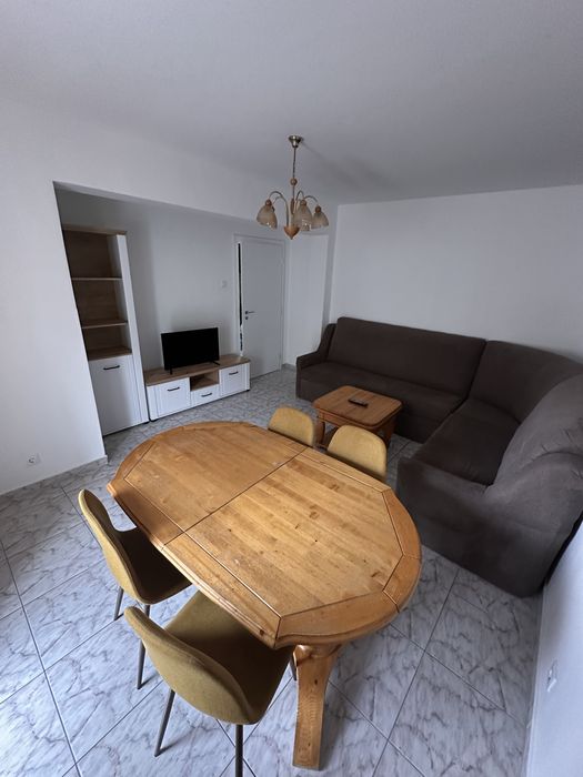 Apartament 3 camere de inchiriat Iosia