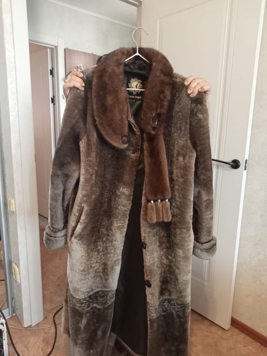 Шуба мутоновая.