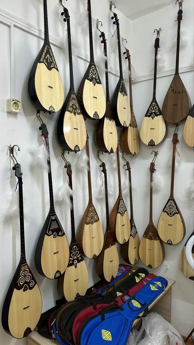 Домбыра сатылады / Түркістан