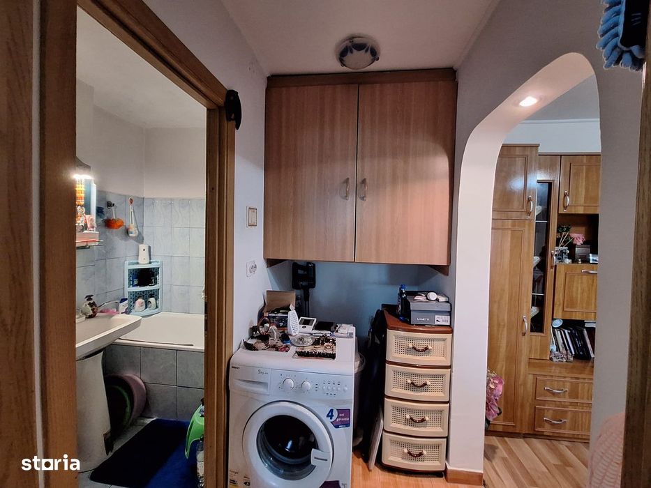 Apartament 2 camere semidecomandate parter,zona Mioritei