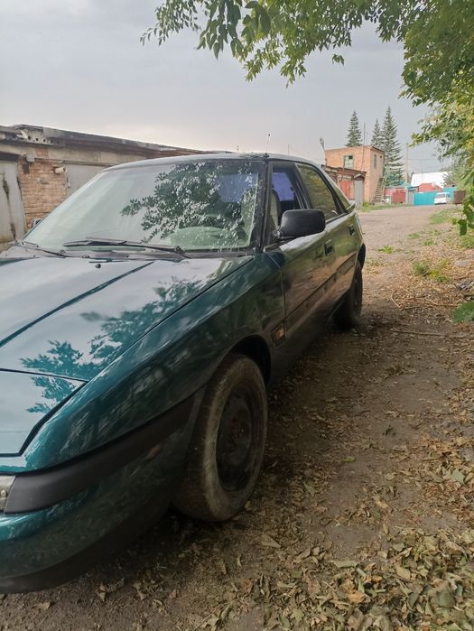 Продам Мазду 323f