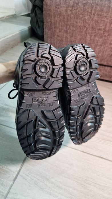 Bocanci de protecție Goliath Groundmaster – Noi – bombeu metalic