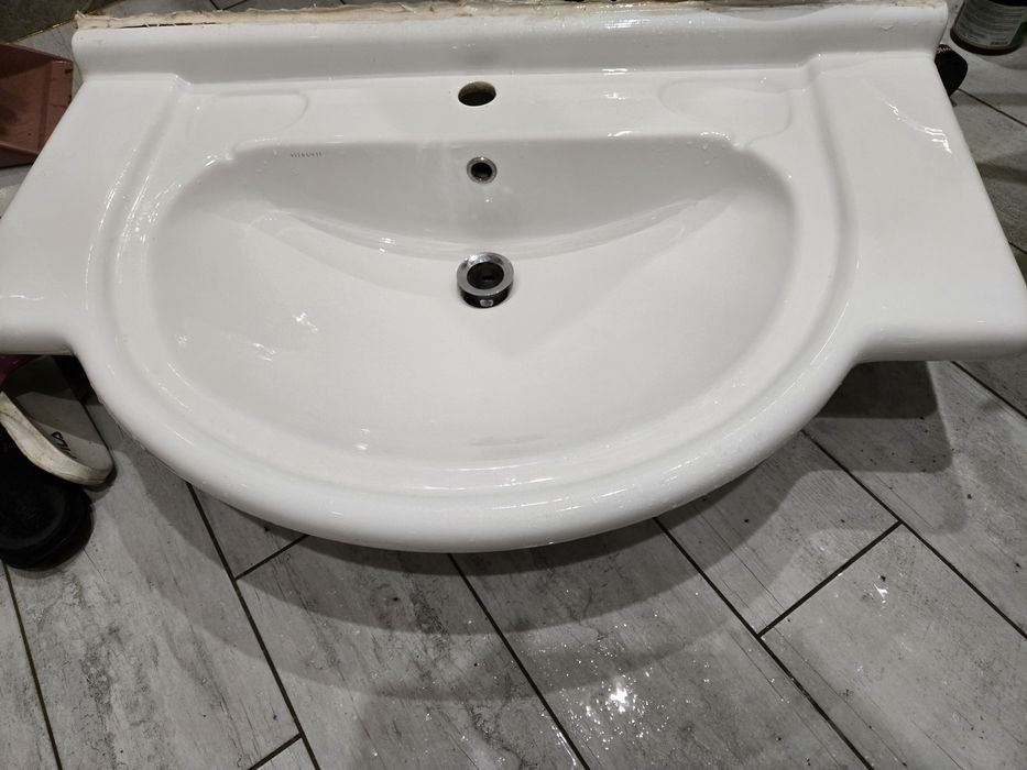 Мивка за баня,тоалетна