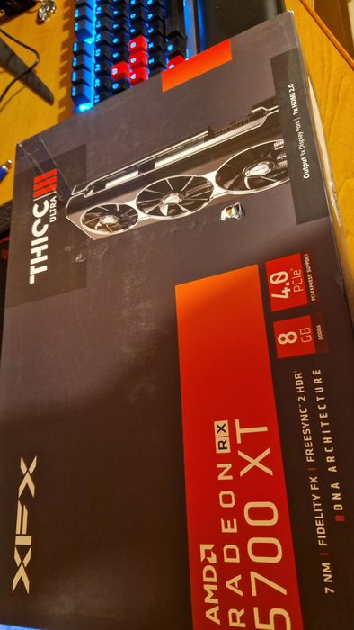XFX Rx 5700 xt 8GB 256Bit