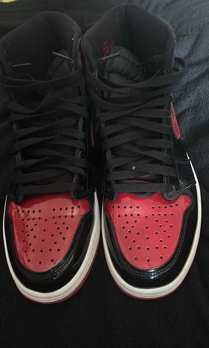 Jordan 1 bred, marimea 42.5