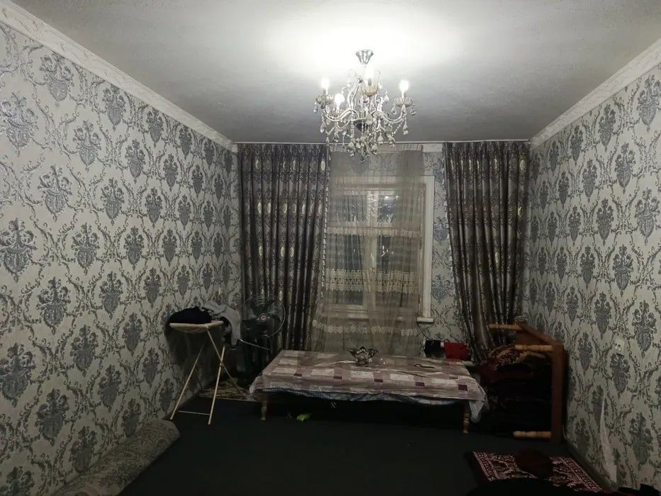4/9/9 (9 этаж). Сергели 2. Дом панельный, квартира 91 м². Метро "Turon