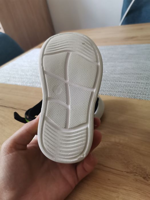 Sandale băiat mărimea