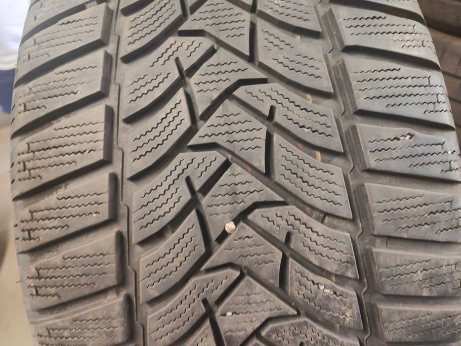 2бр.зимни гуми 255/40/20 Dunlop