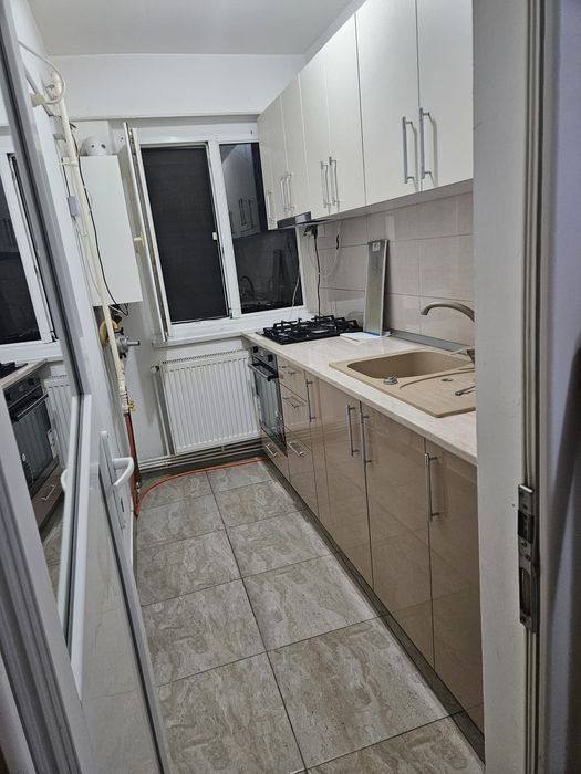 Inchiriez partament regim hotelier