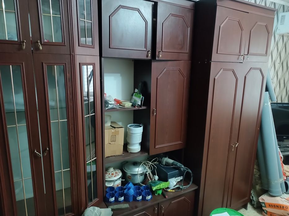 Продам стенку 5секций