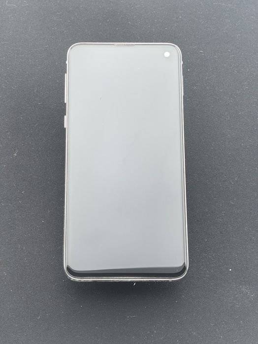 Samsung Galaxy S10 e  128 GB ID-uje749