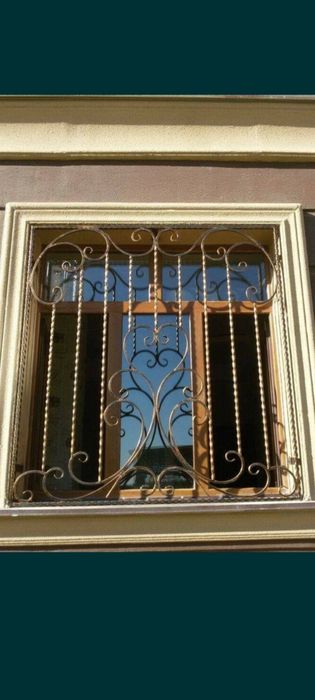 Стеллаж , вешалки для одежд