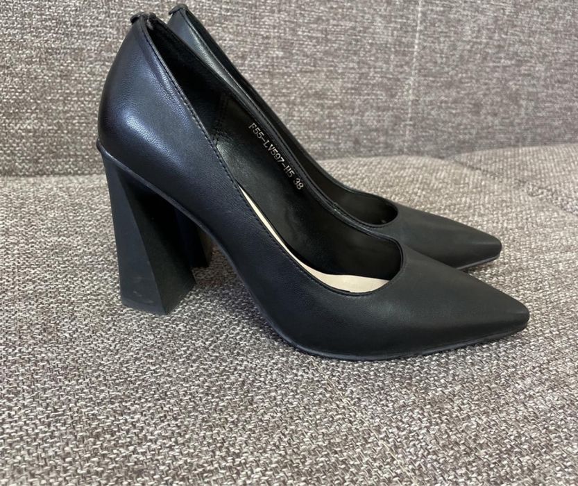 Обувь, пальто, лоферы, кроссы