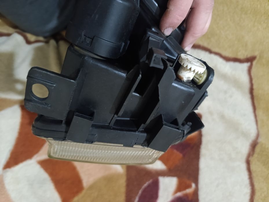 Фара на Ауди А4 В5