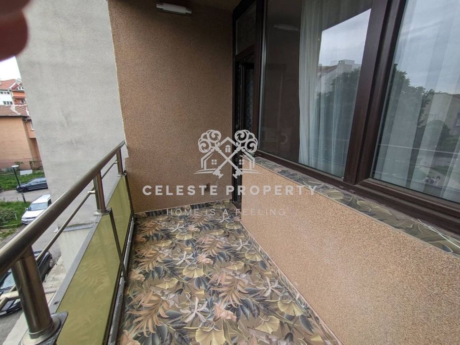 Дава се под наем Тристаен апартамент в София, Център - 104 кв.м за 747.66 € - Снимка #9