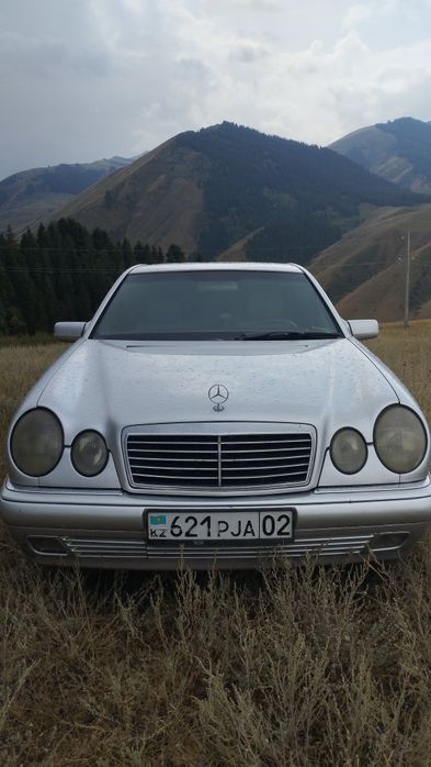 Мерседесcc W 210