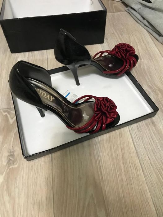 Туфли 36 размер одевали на мероприятии