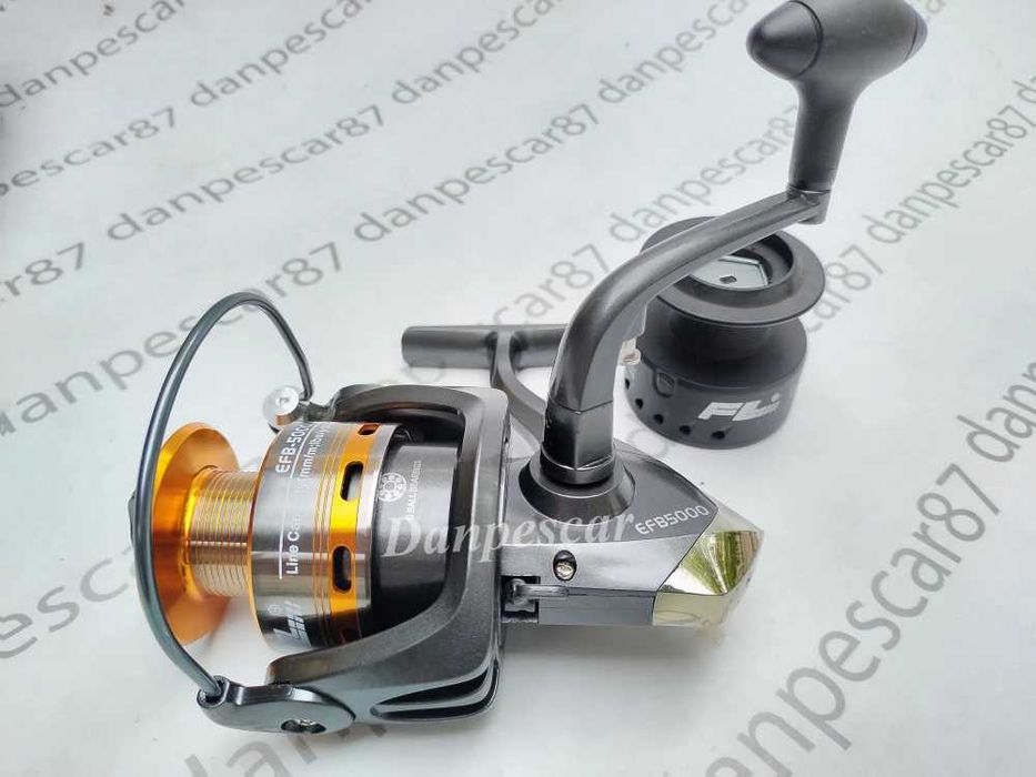 Set 4 Lansete Telescopice 3m 80-120gr+ 4 Mulinete FL EFB5000 6rulmenti