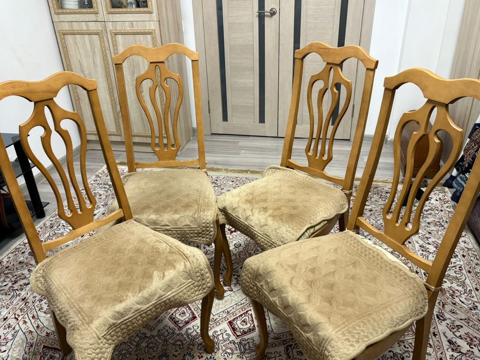 Стулья коричневые 4 шт