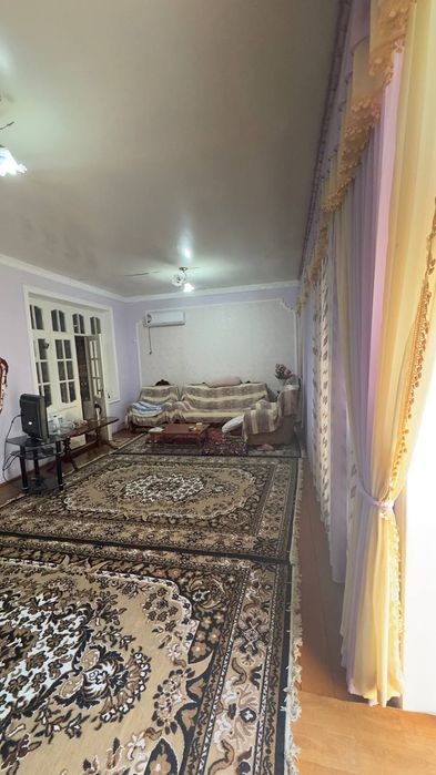 Samarqnd vil. Payariq tum. Chelak sh. Uy sotiladi katta hovli