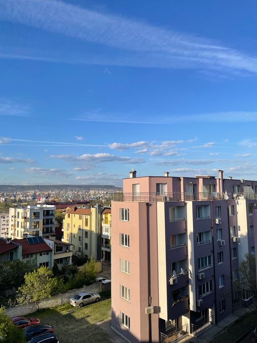 Отдавам под наем двустаен апартамент в затворен комплекс в гр.Всрна кв.Аспатухово